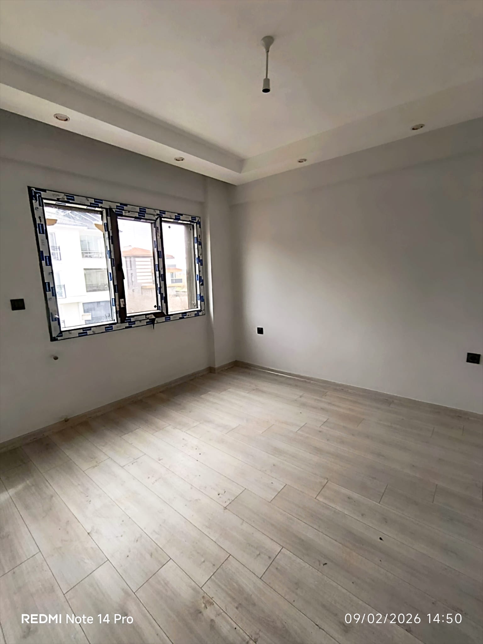 Ortaca Bahçelievler de Yüzme Havuzlu Lüks Sitede Satılık Daireler