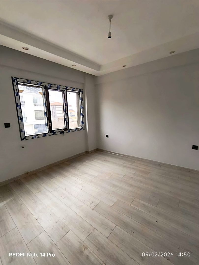 Ortaca Bahçelievler de Yüzme Havuzlu Lüks Sitede Satılık Daireler
